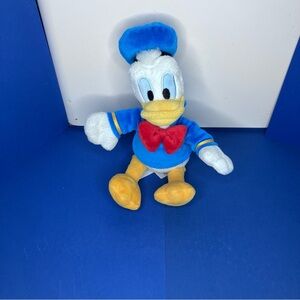 Disney Store Authentic Donald Duck Plush 9”